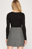 HOUNDSTOOTH WOVEN MINI SKIRT WITH BACK SLIT DETAIL