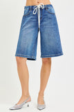 E-band Midrise Relaxed Jorts Side Pinstripe Detail